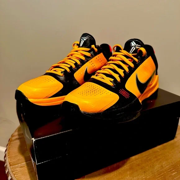 🔥🔥NIKE KOBE 5 PROTRO BRUCE LEE 🔥🔥🔥🔥🔥🔥🔥🔥🔥🔥🔥🔥🔥🔥🔥🔥🔥🔥 - Picture 2 of 6